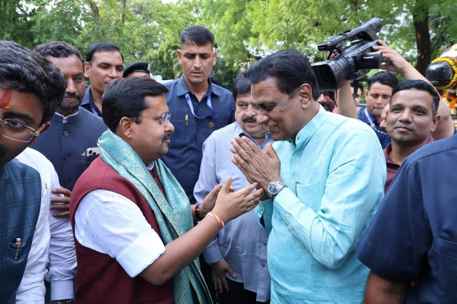 మీడియా గ్యాలరీ 6