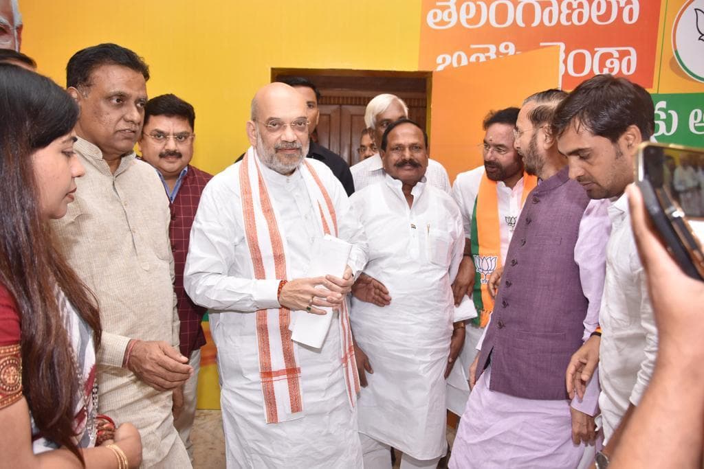 మీడియా గ్యాలరీ 4